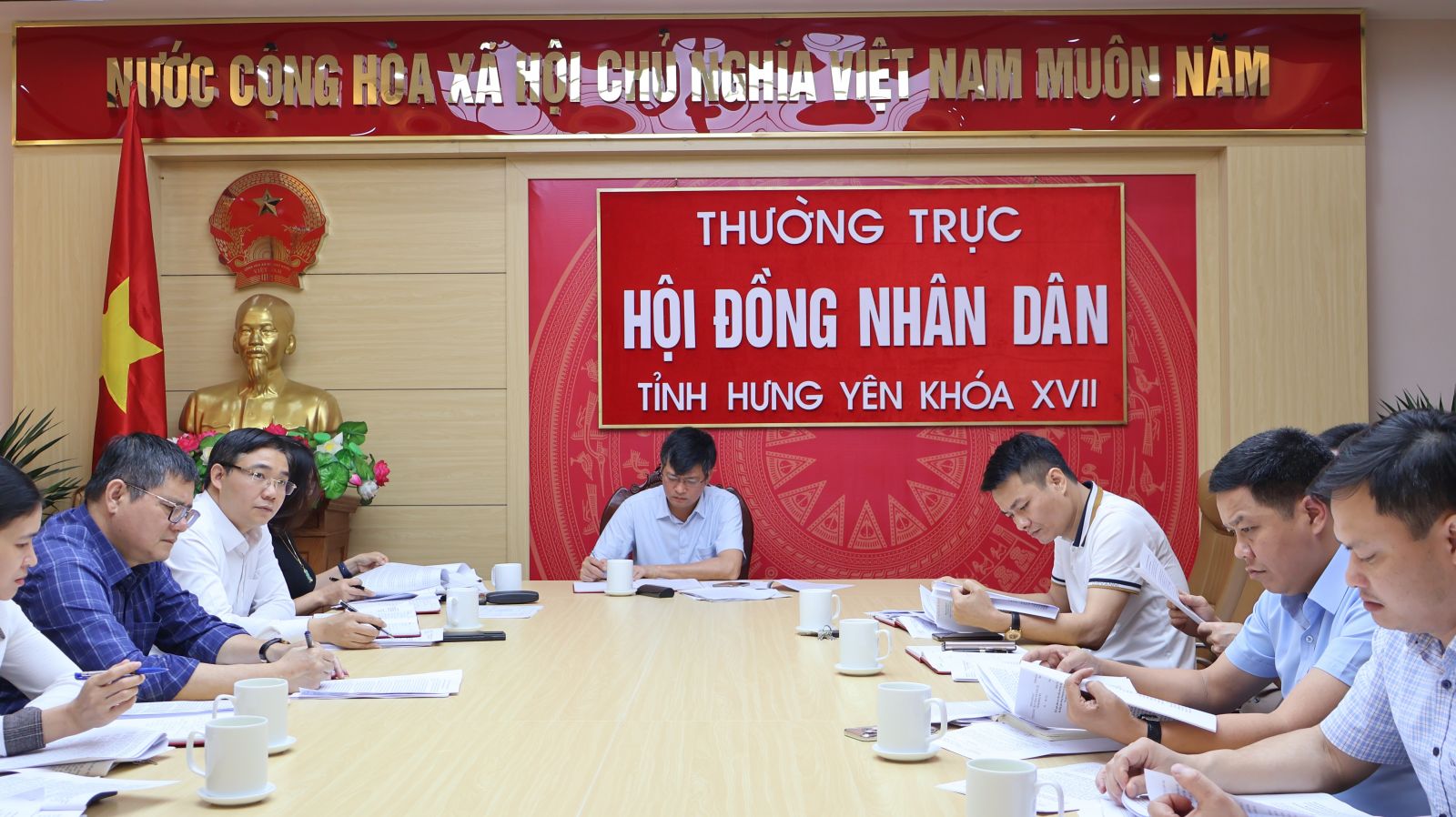 Họp Đoàn giám sát chuyên đề của Thường trực HĐND tỉnh về kết quả triển khai thực hiện Chương trình phát triển hạ tầng kết cấu giao thông đường bộ và Chương trình phát triển đô thị tỉnh Hưng Yên giai đoạn 2021-2025, định hướng đến năm 2030